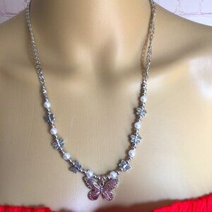 Silver Butterfly and Pearl Fashion Necklace - NWOT